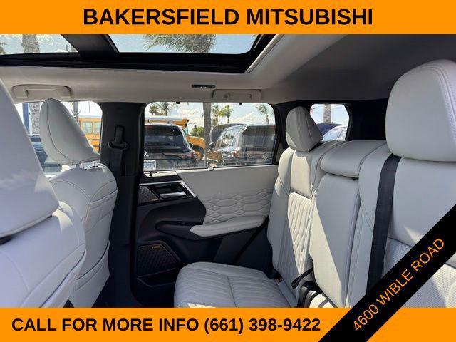 new 2025 Mitsubishi Outlander car, priced at $41,995