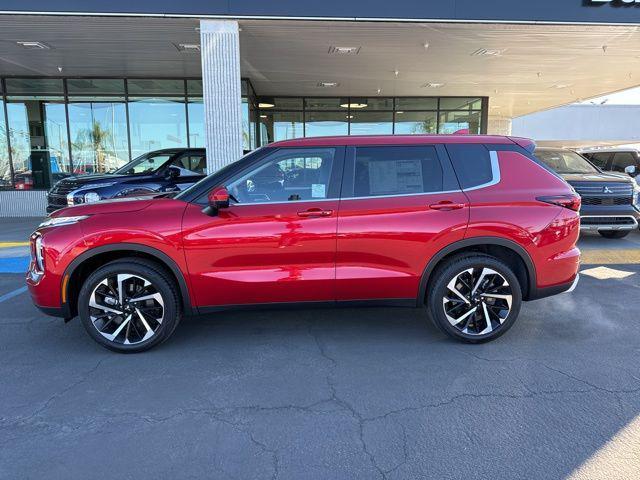 new 2024 Mitsubishi Outlander car, priced at $35,980