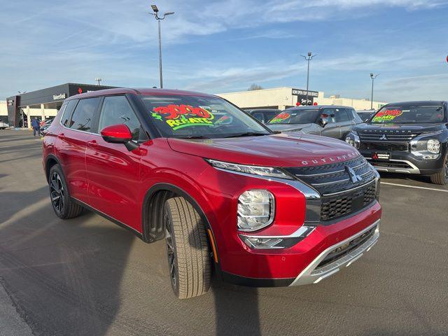 new 2024 Mitsubishi Outlander car, priced at $36,885