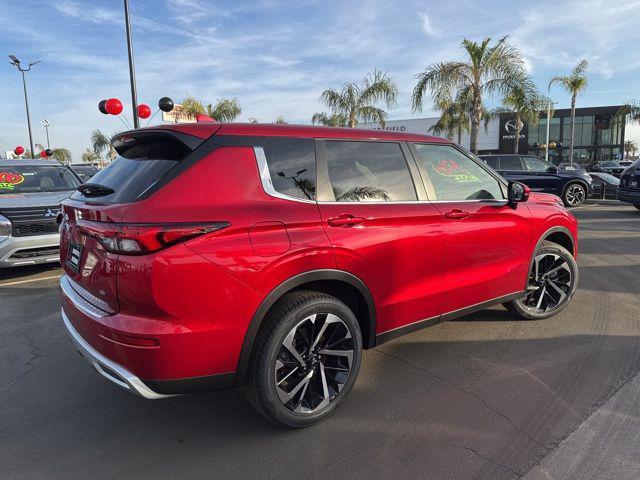 new 2024 Mitsubishi Outlander car, priced at $36,885