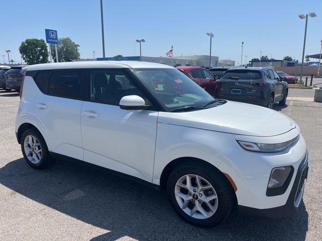 used 2022 Kia Soul car, priced at $17,999