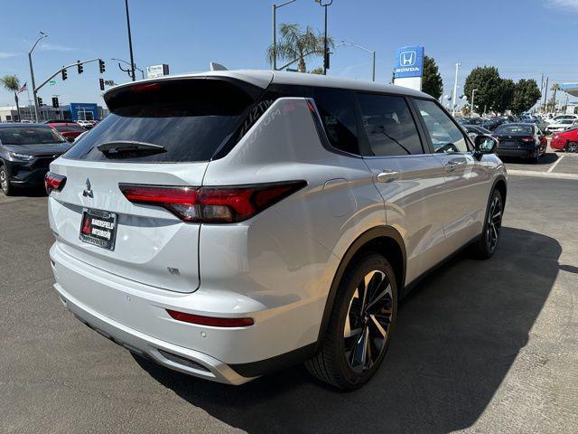 new 2024 Mitsubishi Outlander car, priced at $36,810