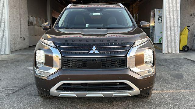 new 2024 Mitsubishi Outlander car, priced at $37,510