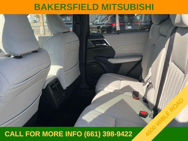 new 2025 Mitsubishi Outlander car, priced at $46,760