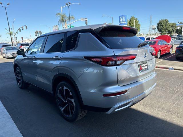 new 2024 Mitsubishi Outlander car, priced at $36,335