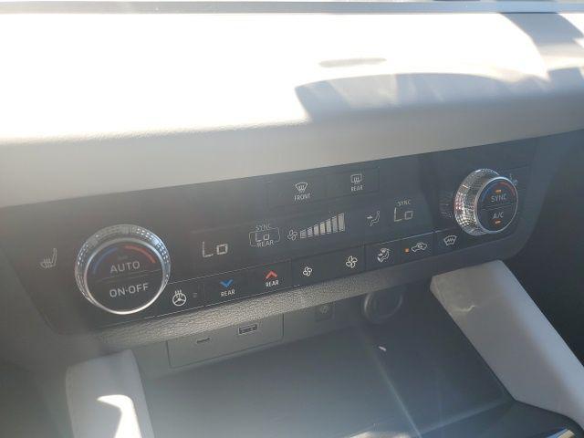 new 2025 Mitsubishi Outlander PHEV car, priced at $52,480