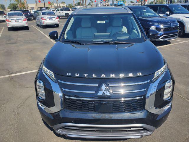 new 2025 Mitsubishi Outlander car, priced at $45,290