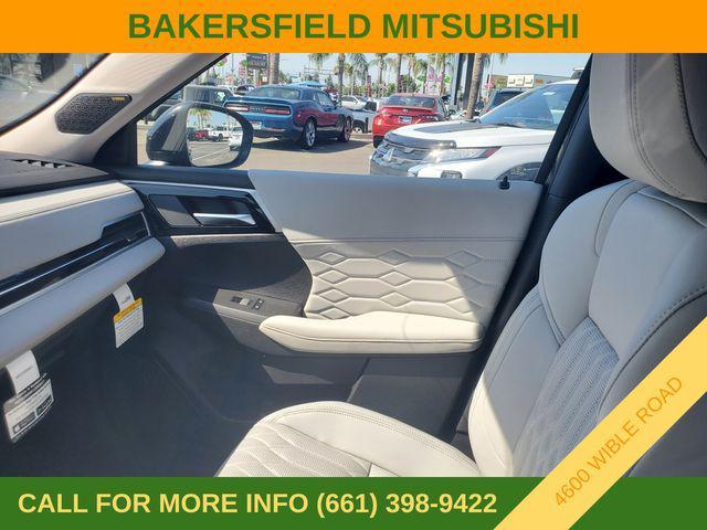 new 2025 Mitsubishi Outlander car, priced at $45,290