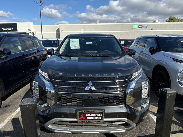 new 2024 Mitsubishi Outlander car, priced at $36,215