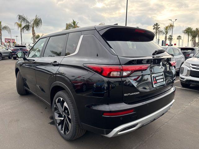 new 2024 Mitsubishi Outlander car, priced at $36,215