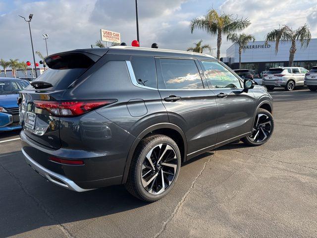 new 2024 Mitsubishi Outlander car, priced at $39,805