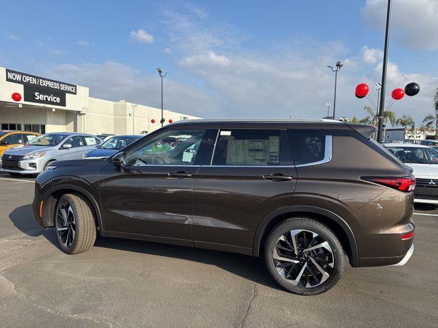 new 2024 Mitsubishi Outlander car, priced at $39,805