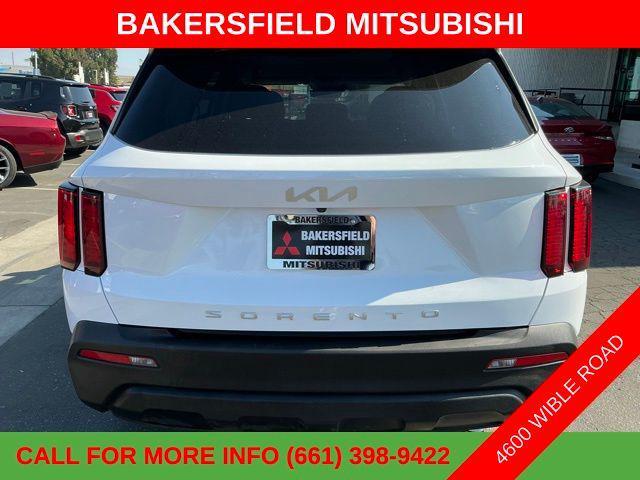 used 2022 Kia Sorento car, priced at $22,895