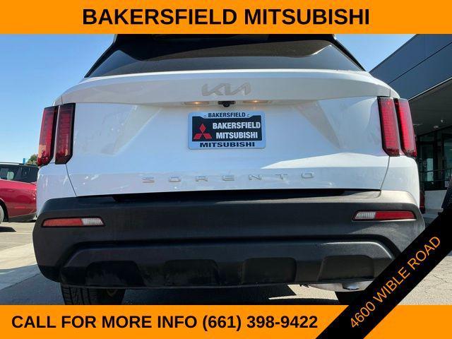 used 2022 Kia Sorento car, priced at $23,155