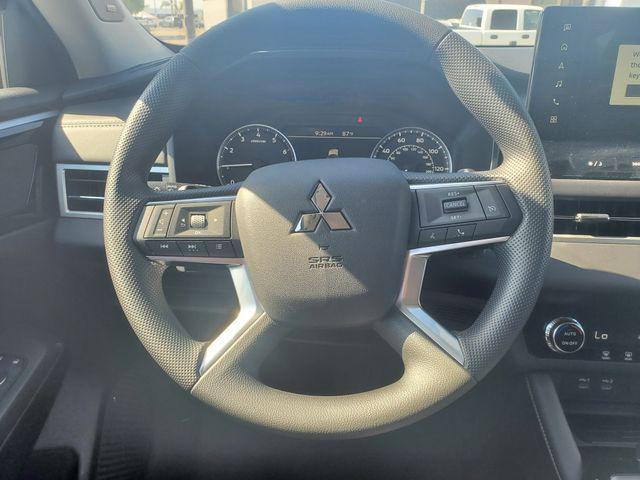 new 2025 Mitsubishi Outlander car, priced at $32,675