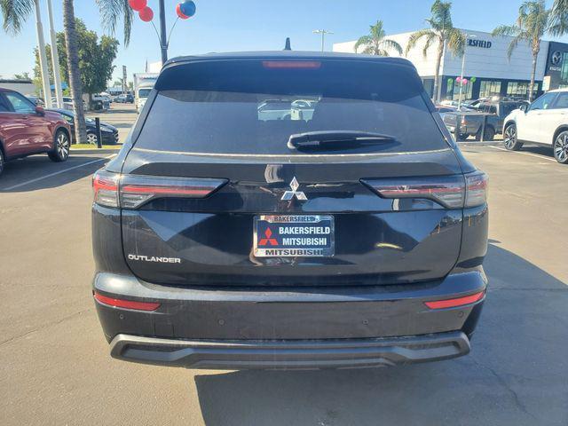 new 2025 Mitsubishi Outlander car, priced at $32,675