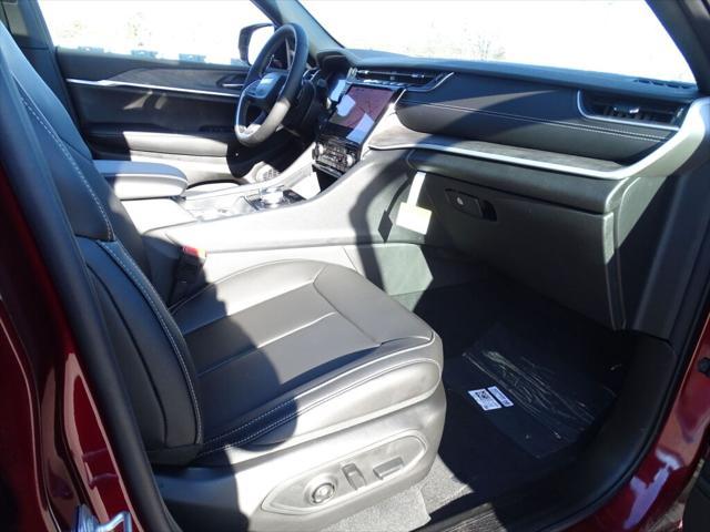 new 2025 Jeep Grand Cherokee car, priced at $46,605