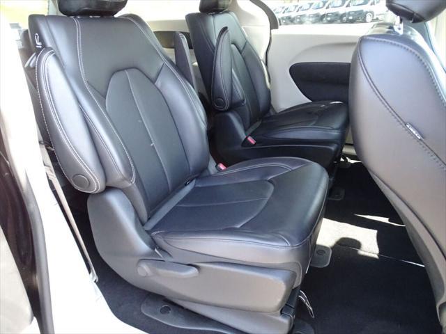 used 2023 Chrysler Pacifica Hybrid car, priced at $25,000