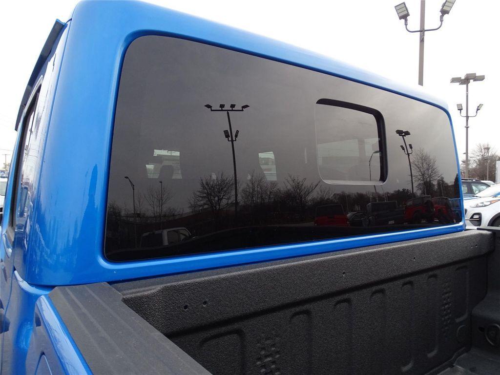 new 2025 Jeep Gladiator car, priced at $52,603