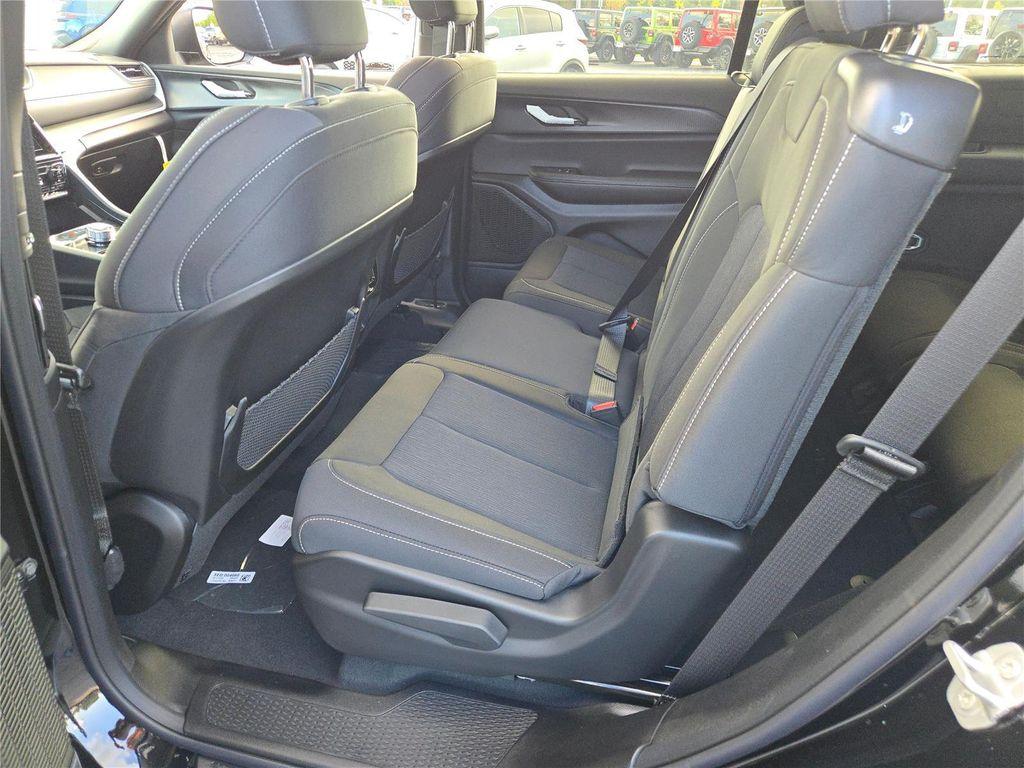new 2025 Jeep Grand Cherokee L car, priced at $34,800