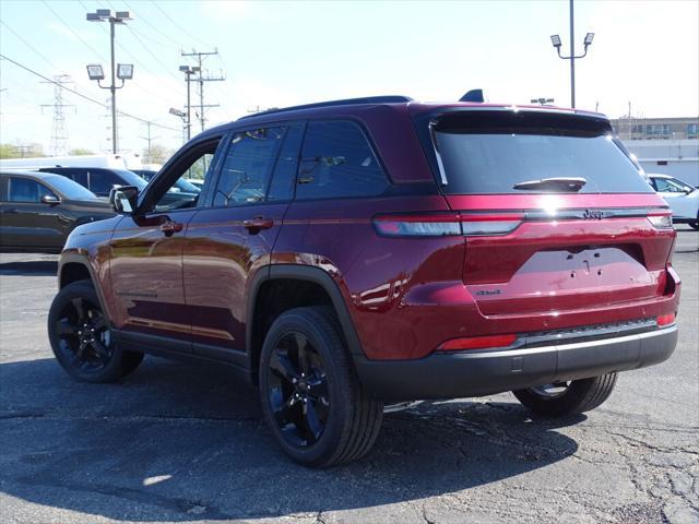 new 2025 Jeep Grand Cherokee car, priced at $42,970