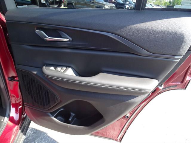 new 2025 Jeep Grand Cherokee car, priced at $42,970