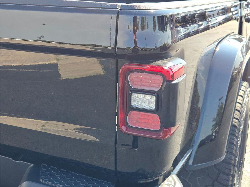 used 2021 Jeep Gladiator car, priced at $36,420