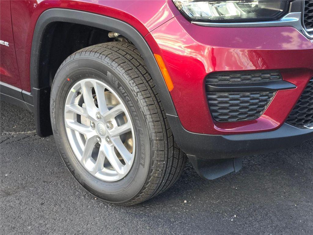 new 2025 Jeep Grand Cherokee car, priced at $34,845