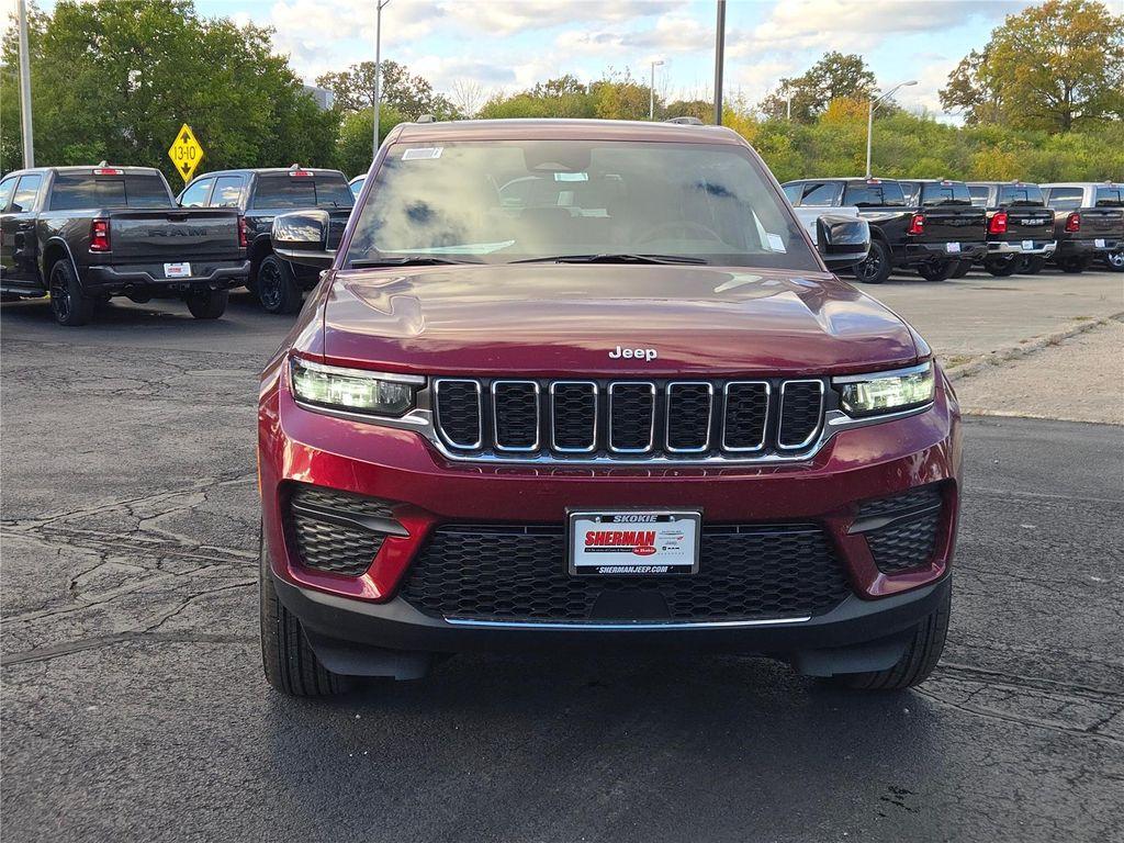 new 2025 Jeep Grand Cherokee car, priced at $34,845