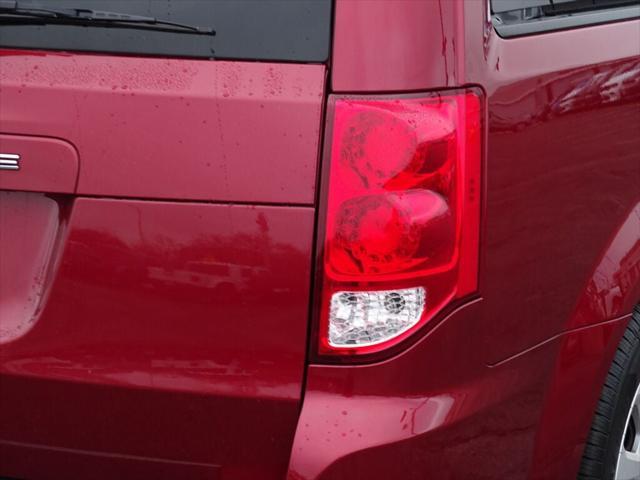 used 2014 Dodge Grand Caravan car, priced at $9,500
