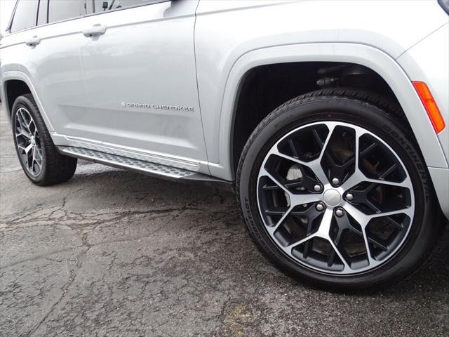 used 2024 Jeep Grand Cherokee car, priced at $53,998