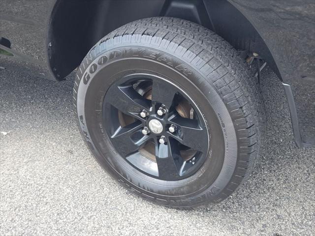 used 2022 Ram 1500 Classic car, priced at $31,000