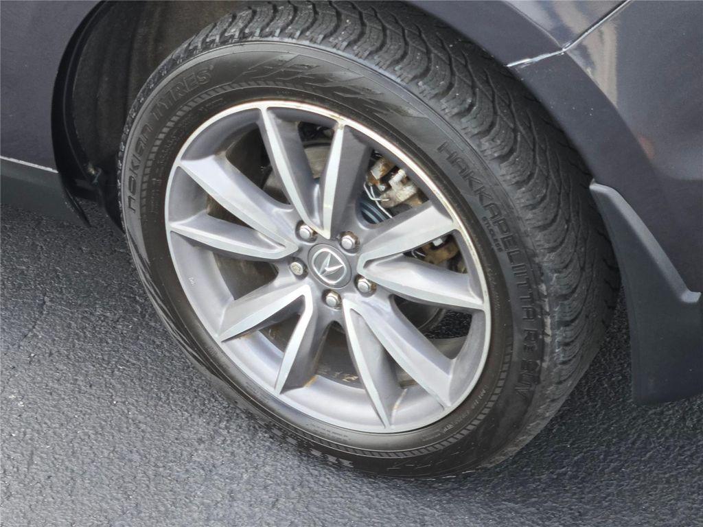 used 2019 Acura RDX car, priced at $27,000