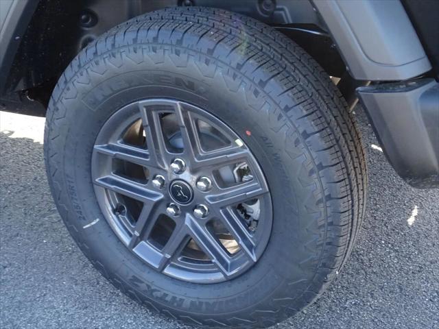 new 2025 Jeep Wrangler car, priced at $45,350