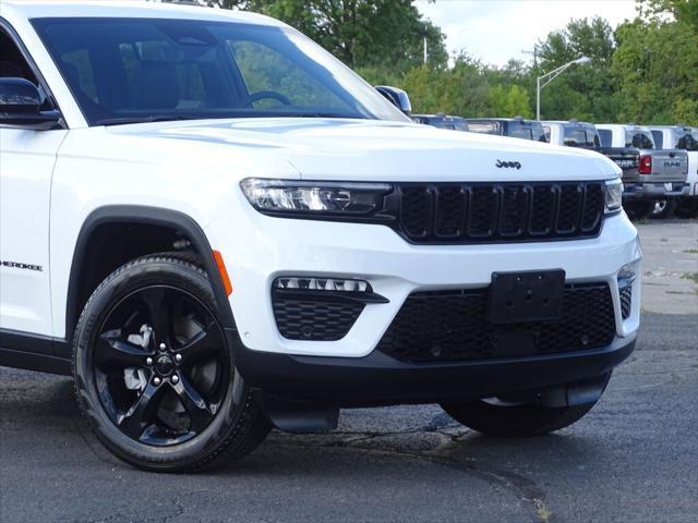 used 2024 Jeep Grand Cherokee car, priced at $43,000