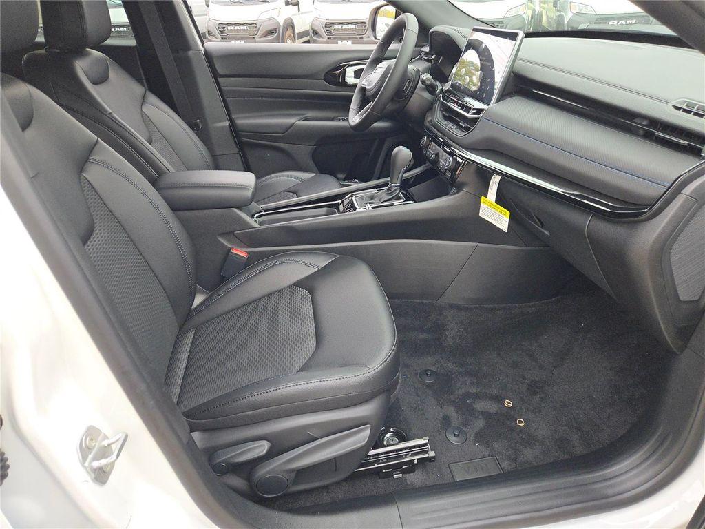 new 2026 Jeep Compass car, priced at $30,590