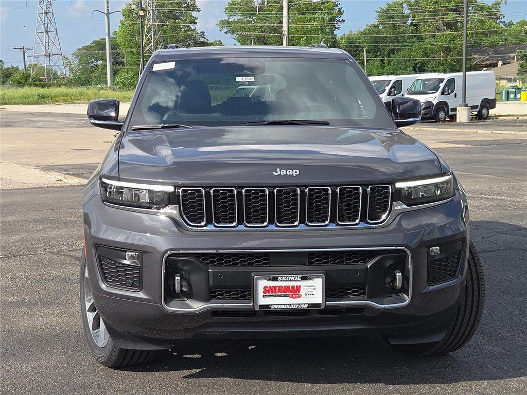 new 2025 Jeep Grand Cherokee car, priced at $50,330