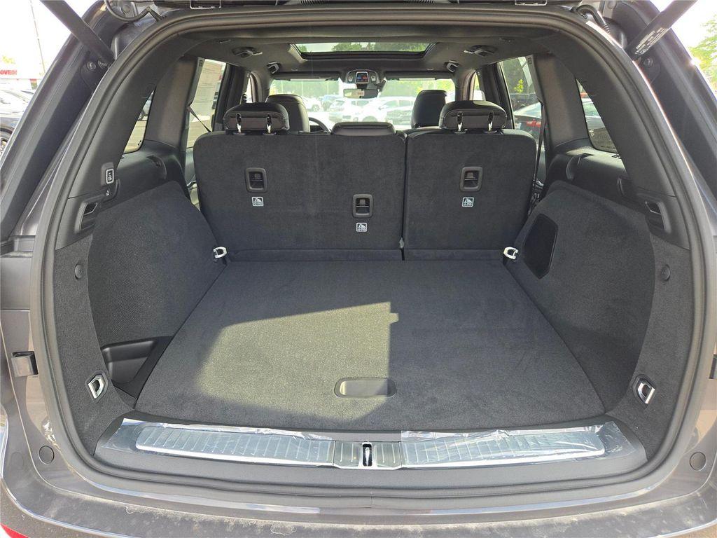 new 2025 Jeep Grand Cherokee car, priced at $50,330