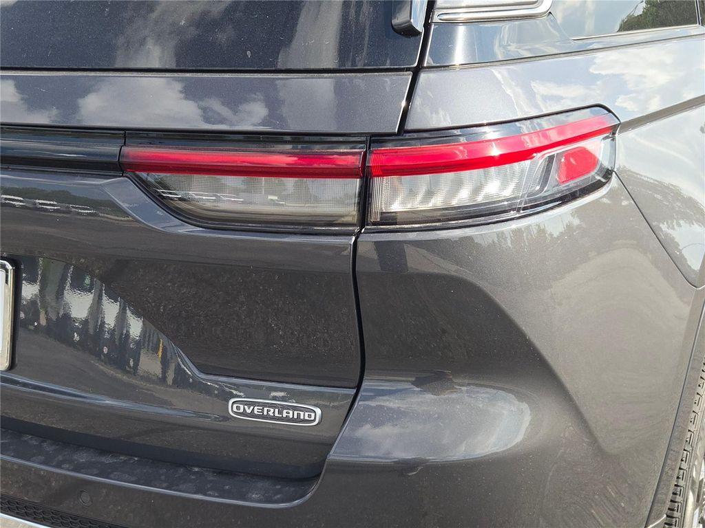 new 2025 Jeep Grand Cherokee car, priced at $50,330
