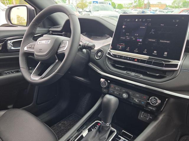 new 2025 Jeep Compass car, priced at $31,935