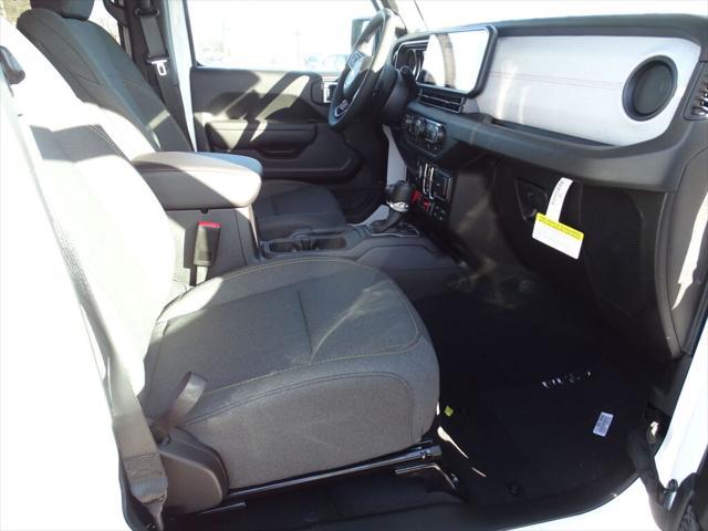 new 2025 Jeep Wrangler car, priced at $53,070