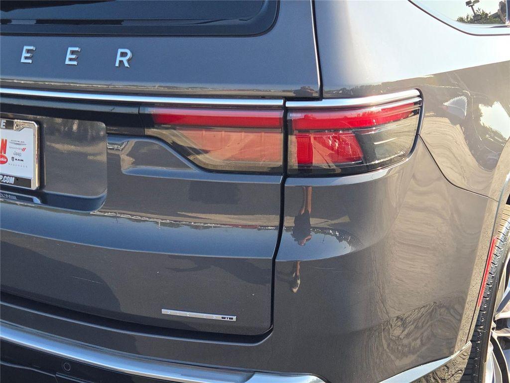 used 2022 Jeep Wagoneer car, priced at $46,460