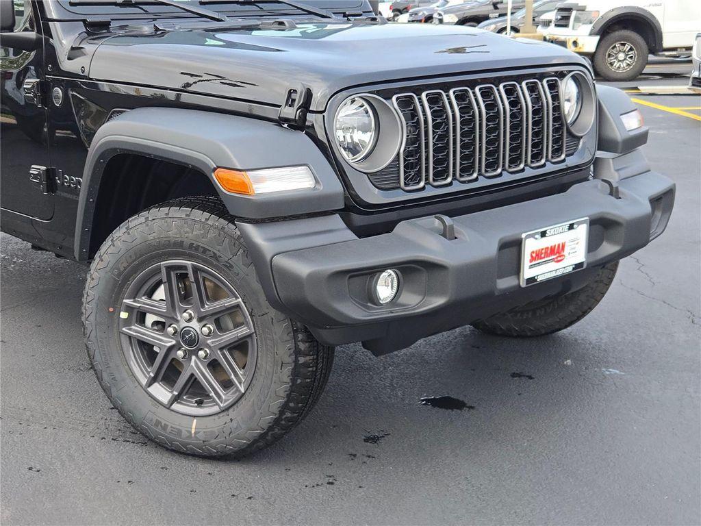 new 2025 Jeep Wrangler car, priced at $39,545