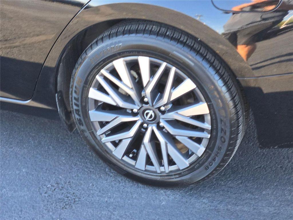 used 2023 Nissan Altima car, priced at $17,100