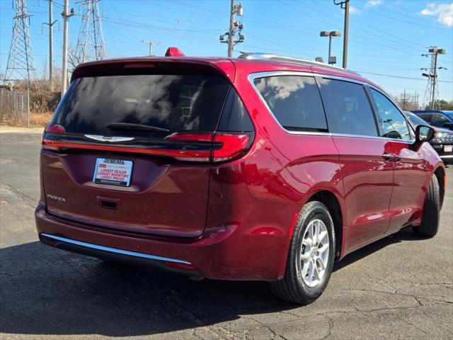 used 2021 Chrysler Pacifica car, priced at $20,786