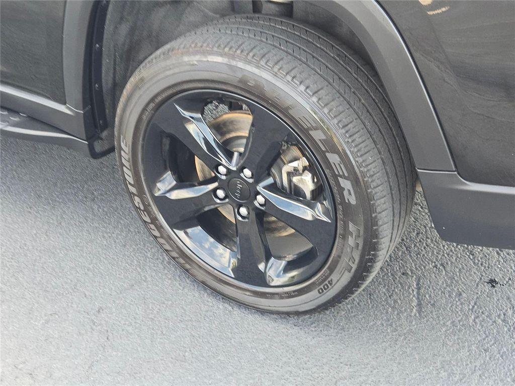 used 2024 Jeep Grand Cherokee L car, priced at $36,130