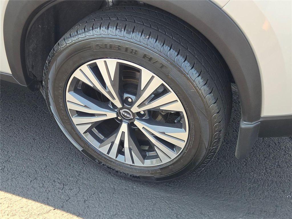 used 2023 Nissan Rogue car, priced at $18,900