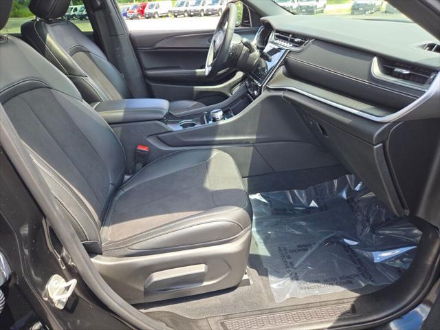 used 2024 Jeep Grand Cherokee car, priced at $33,800
