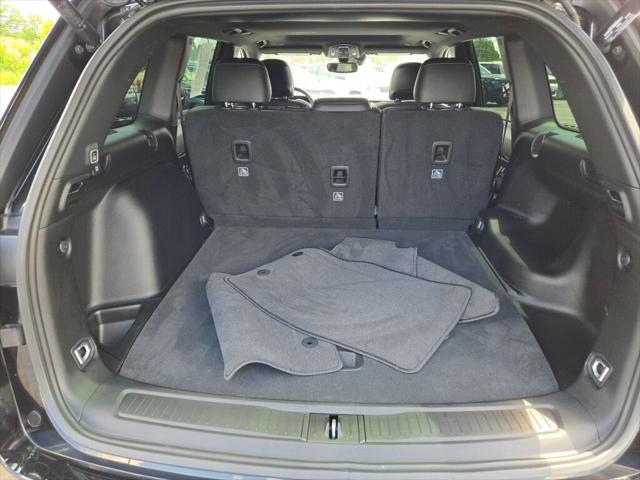 used 2024 Jeep Grand Cherokee car, priced at $33,800