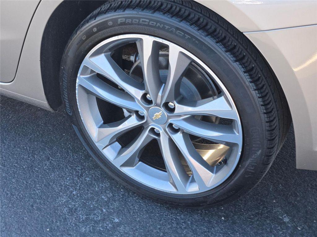 used 2024 Chevrolet Malibu car, priced at $22,100